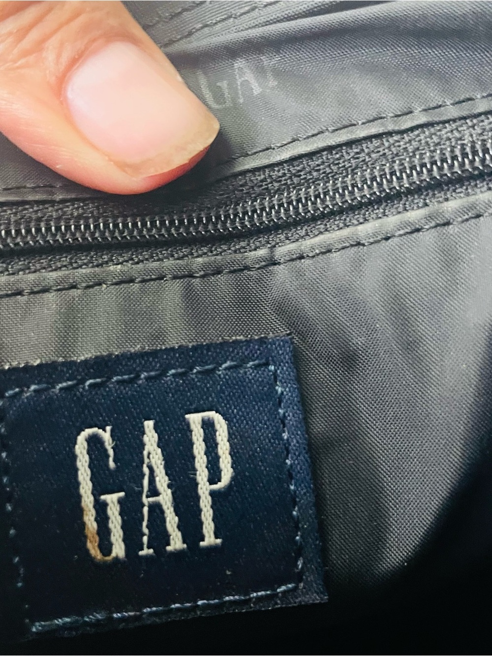 GAP Black Everyday Backpack Y2K Drawstring durable Nylon - Picture 3 of 5